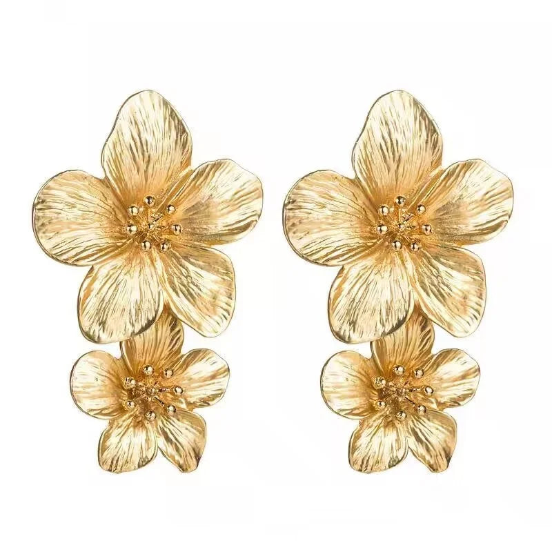 BOUCLES D'OREILLES " FLEUR D'OR "