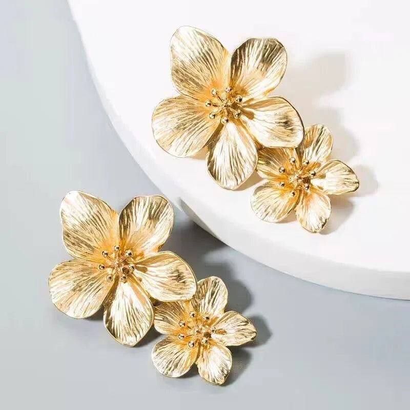 BOUCLES D'OREILLES " FLEUR D'OR "